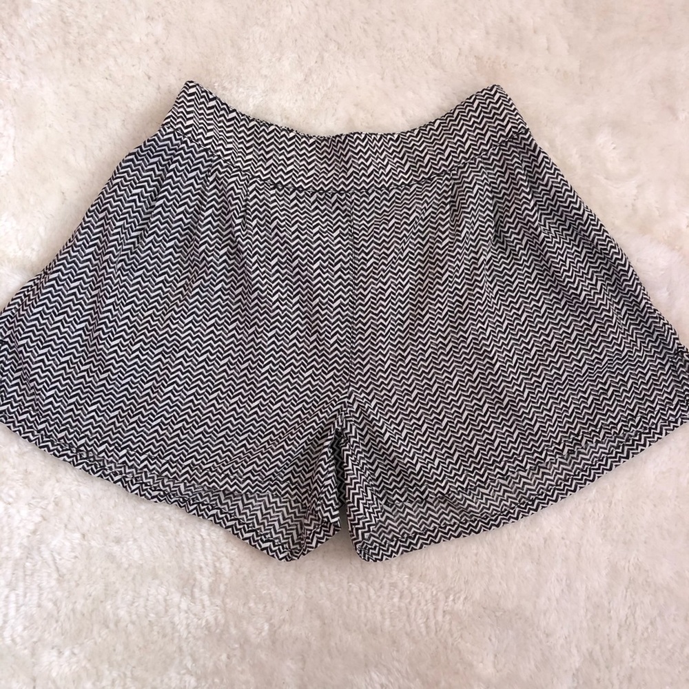 American Eagle Stripped Shorts